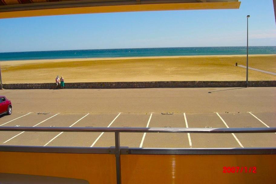 Face A La Mer Lägenhet Port-la-Nouvelle Exteriör bild
